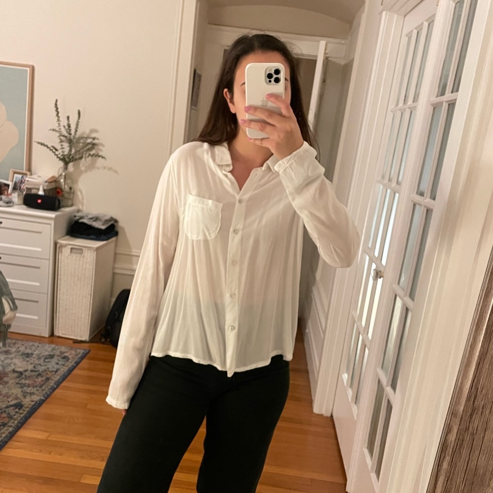 White dress shirt